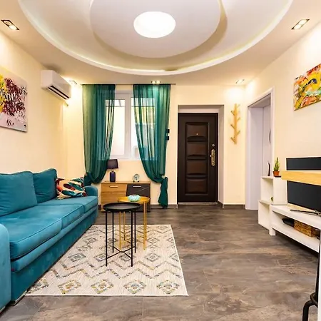 Modern 1br With Private Garden Center Apartman Plovdiv
