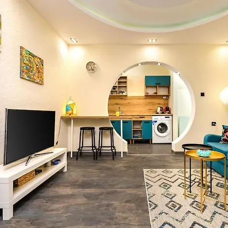 Apartman Modern 1br With Private Garden Center Plovdiv